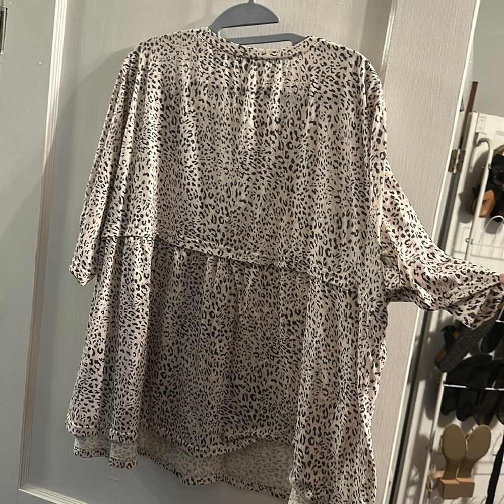 Leopard Print Top - Picture 3 of 3